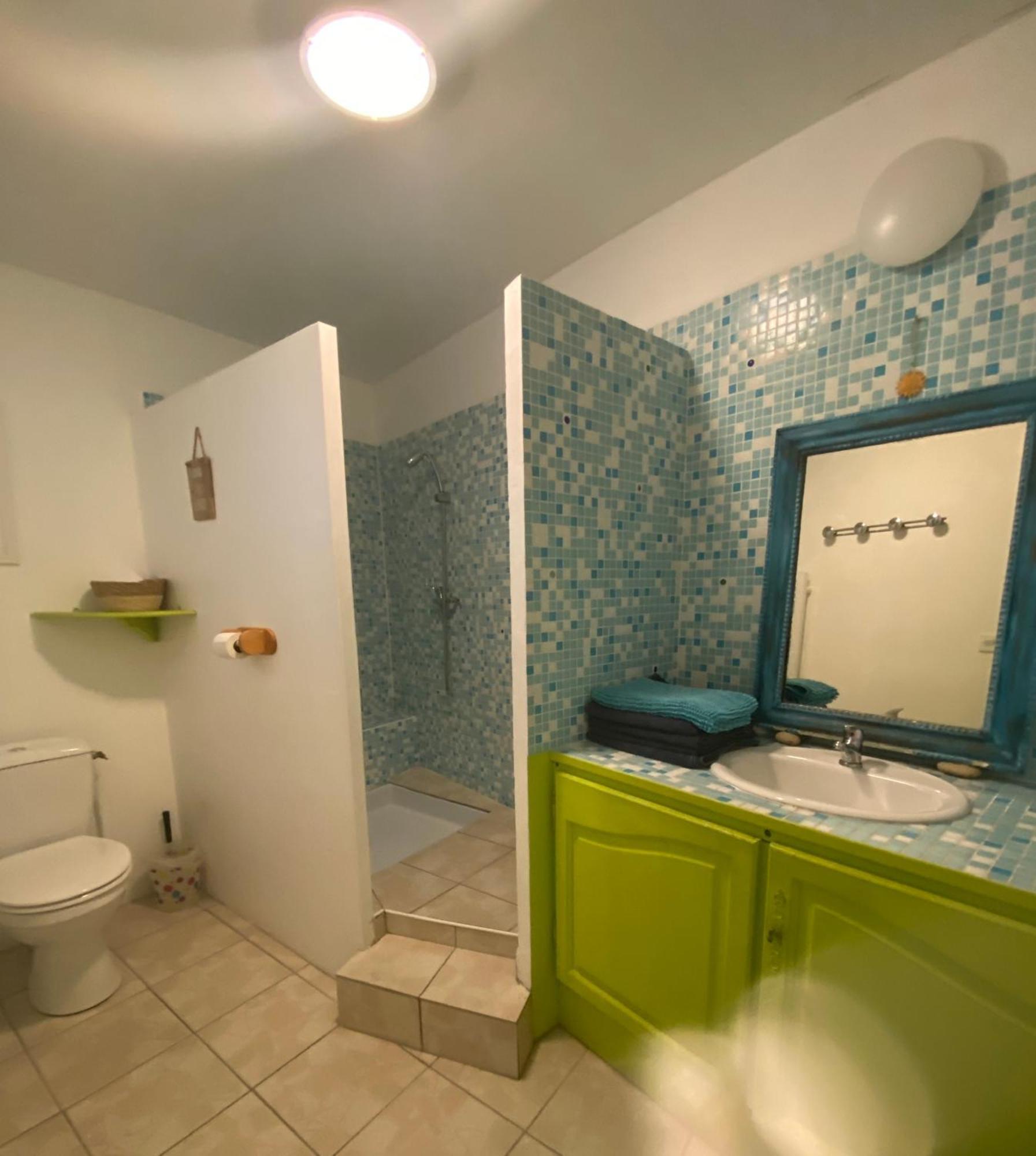 la Porte bleue Capestang Exterior foto